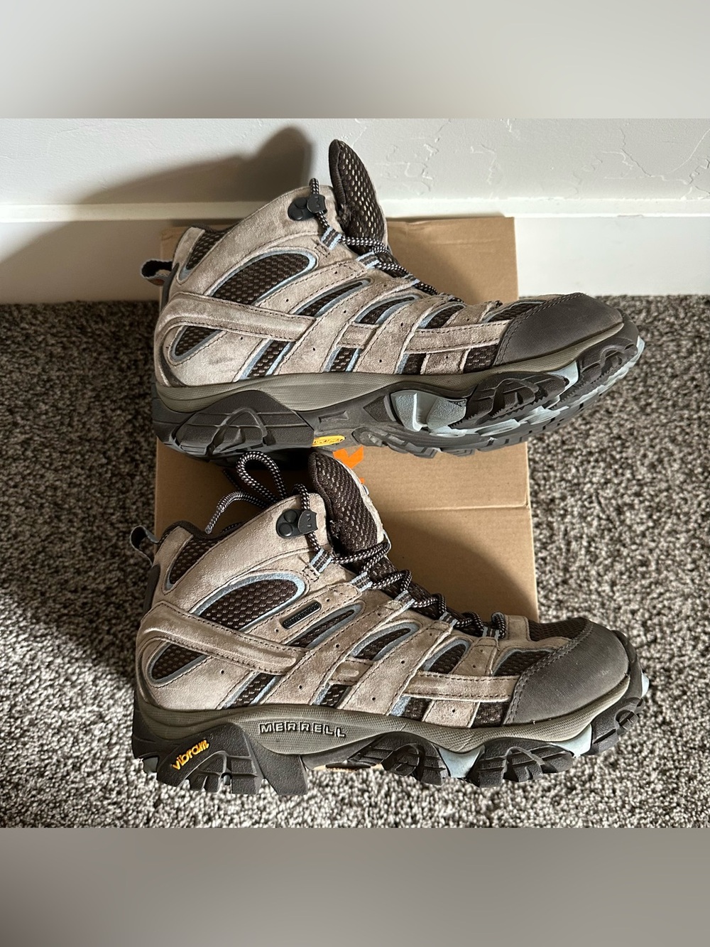 Women's BRINDLE Merrell Moab 2 Mid Waterproof Hiking Shoes Size 9 - Picture 4 of 15